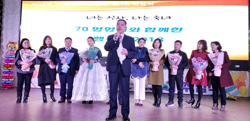 칭다오 70멍멍이 모임 신임 봉사단 출범