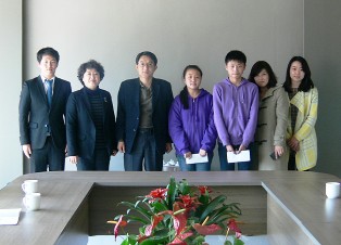 군산대학교 교육대학원,칭다오정양학교에 장학금 전달