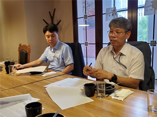 중국 국적으로의 복귀 말처럼 쉽지가 않아요