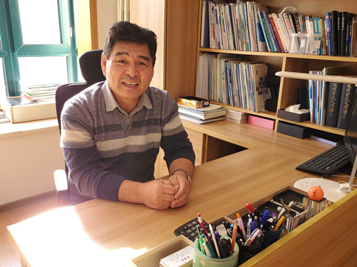 칭다오조선족골프협회 초대회장 현명광 사장의 