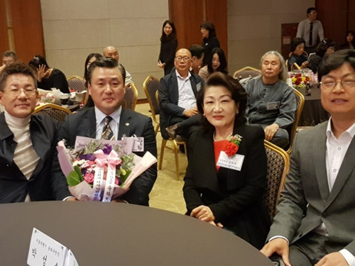 한중최고경영자과정 총동문회 김병일 회장 ‘도전한국인상’ 수상