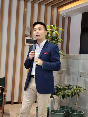 조선족 운영 교육기관, 여성 상대 무료 웅변 특강 진행