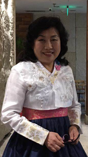 [재외동포문학상 체험수기 대상작] 전설처럼 살다가신 할머니 - 박영희